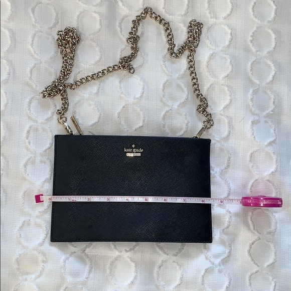 Kate Spade ♠️ Crossbody purse. - Picture 5 of 6